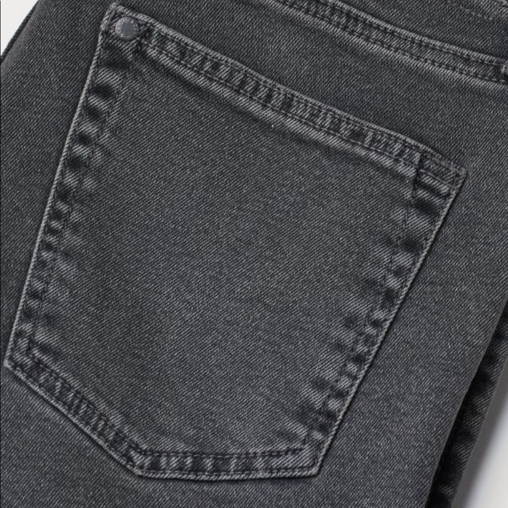 New H&M Dark Gray Skinny Stretch Jeans - Picture 2 of 9